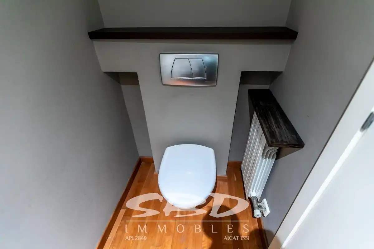 House with balcony to rent in Centre - Sant Oleguer, imagen 29