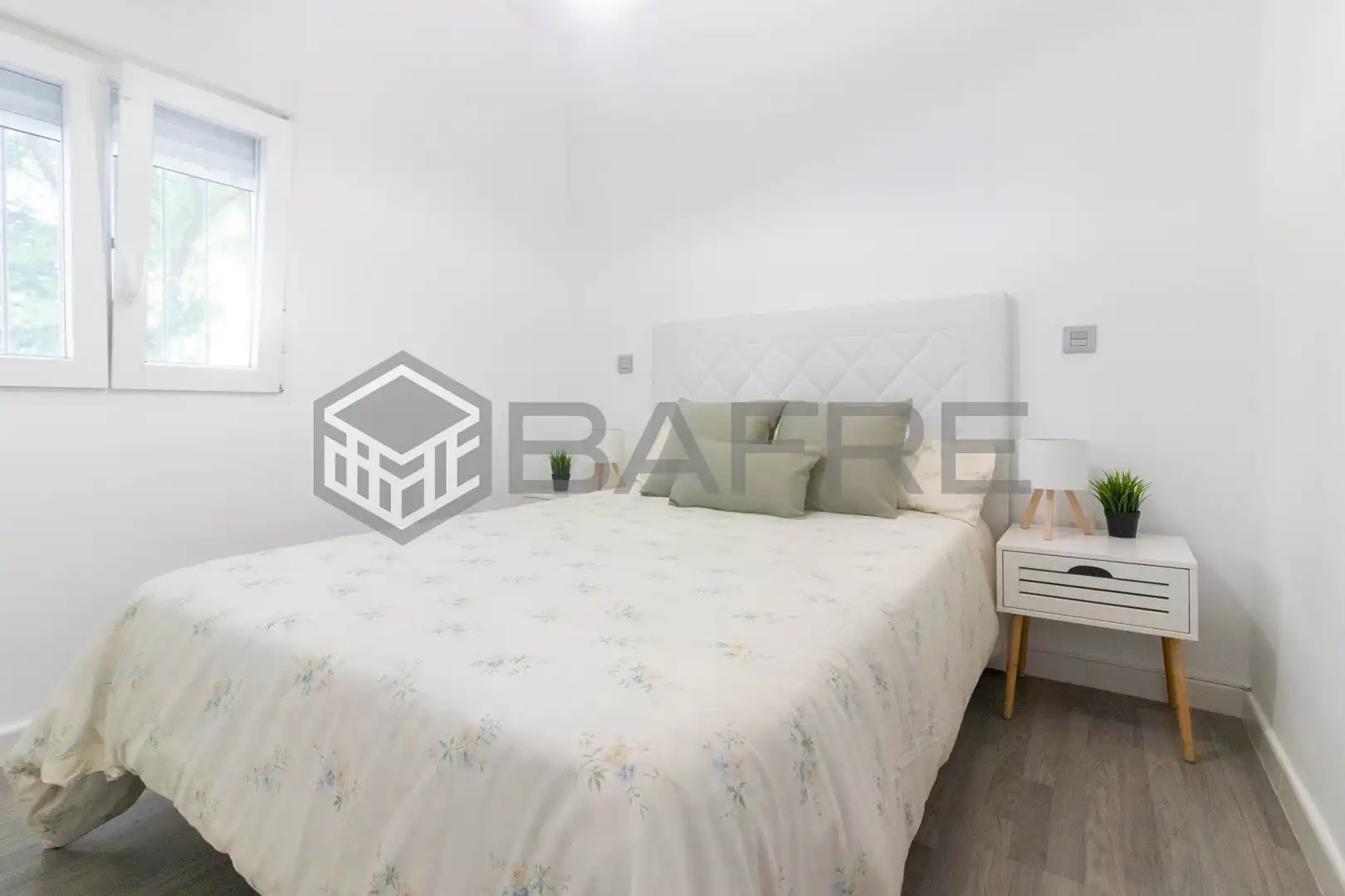 Schlafzimmer von Wohnung zum Verkauf in Madrid mit Klimaanlage und Heizung