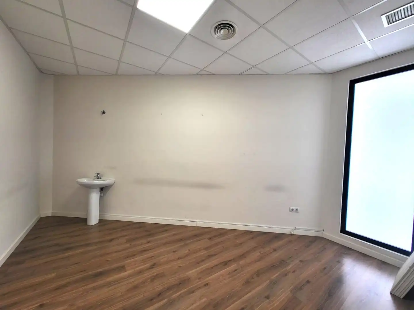 Business premises to rent in Sant Josep - Zona Hospital, imagen 13