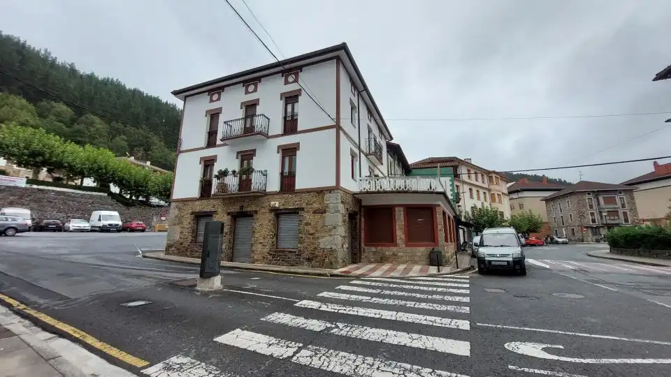 Vista exterior de Local de alquiler en Dima 