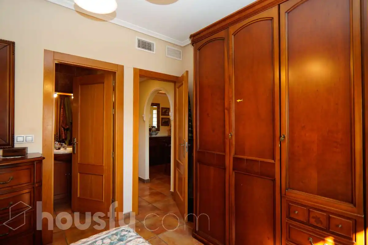 Houses for sale in Bigastro  with Air Conditioner, Heating and Private garden