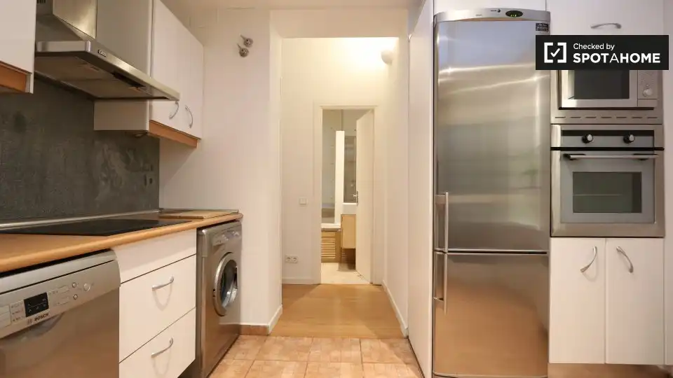 Appartamento con terrazza in affitto a Chamberí, imagen 10