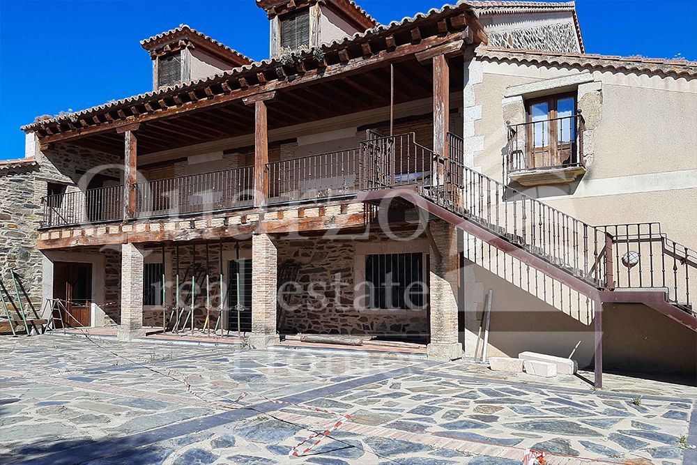 Exterior view of House or chalet for sale in Herreruela  with Private garden and Terrace