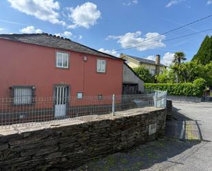 Vista exterior de Casa o xalet en venda en Outeiro de Rei amb Jardí privat, Terrassa i Traster