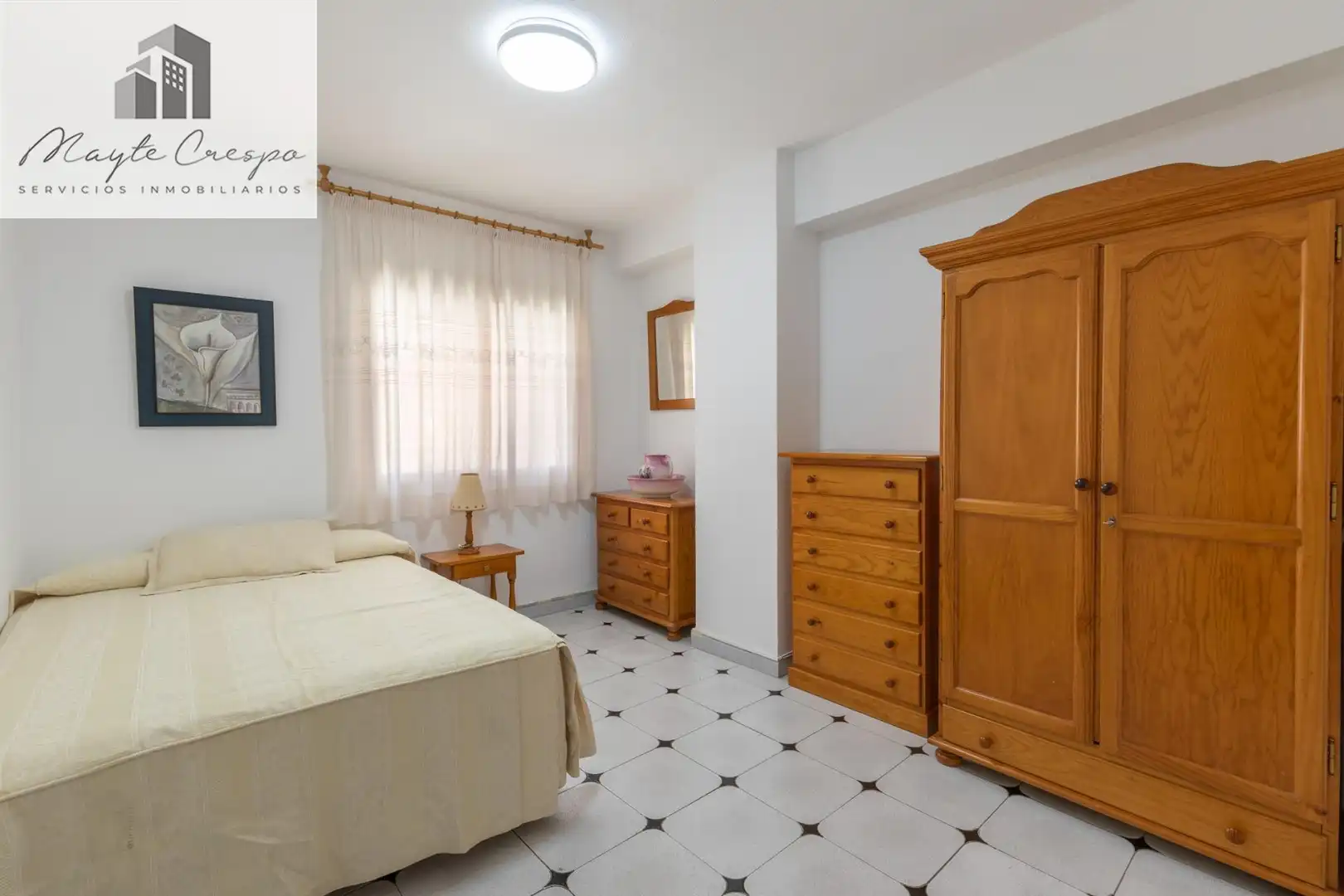 Habitación de Piso en venta en Granada con Terraza, Amueblado y Balcón