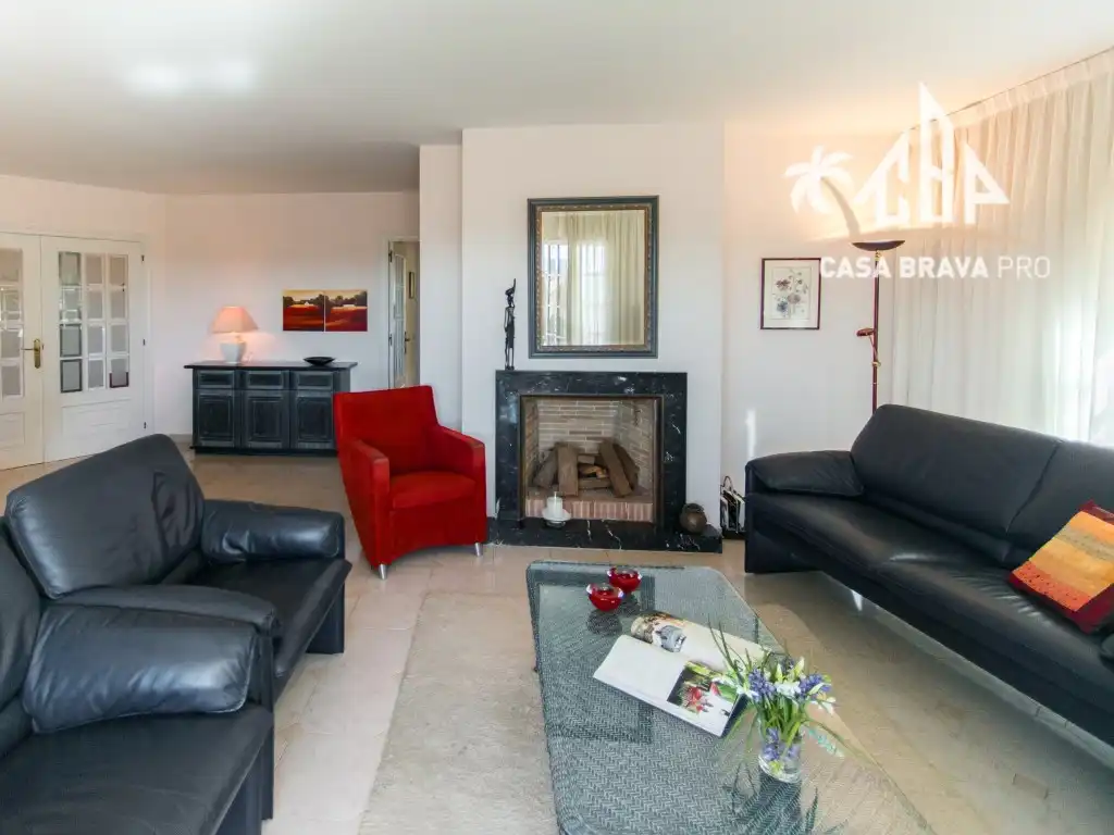Piso con ascensor en venta en Calle Sta Eliana 2, imagen 4