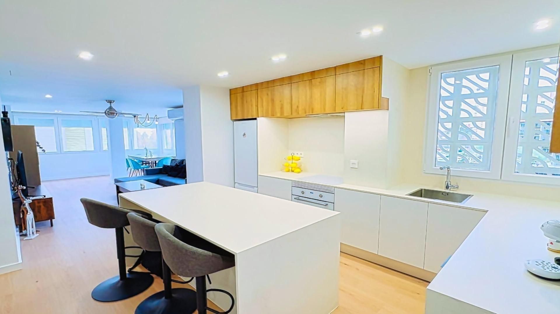 Kitchen of Flat for sale in Benidorm  with Air Conditioner, Heating and Private garden