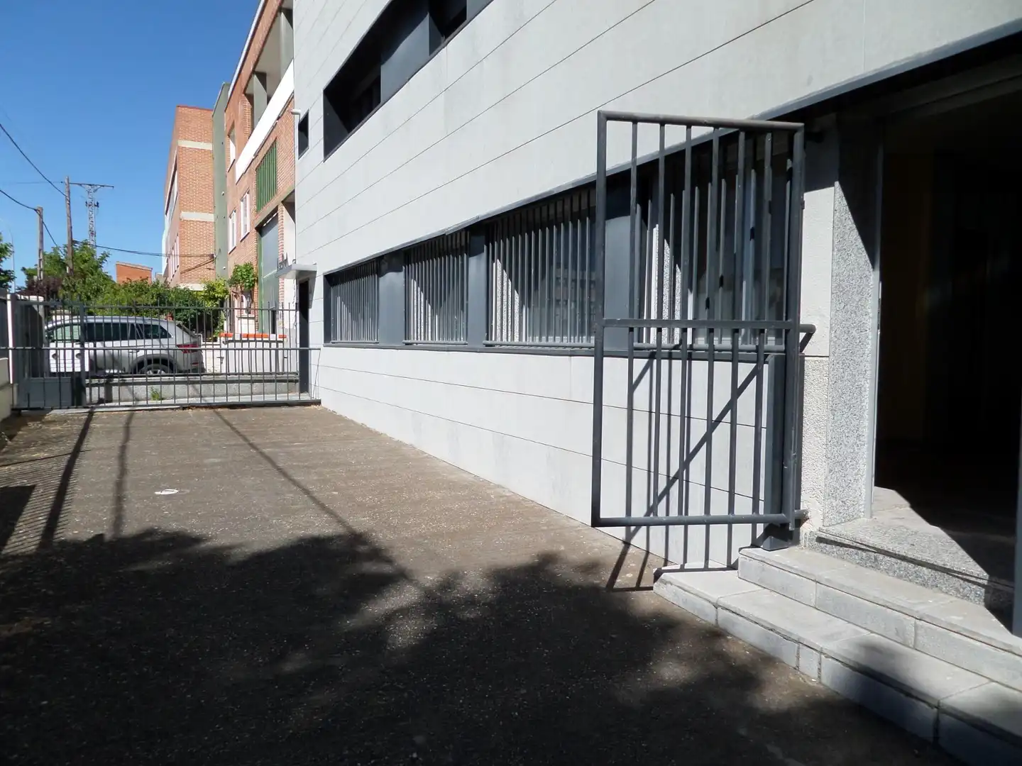 Vista exterior de Oficina de lloguer en Valladolid