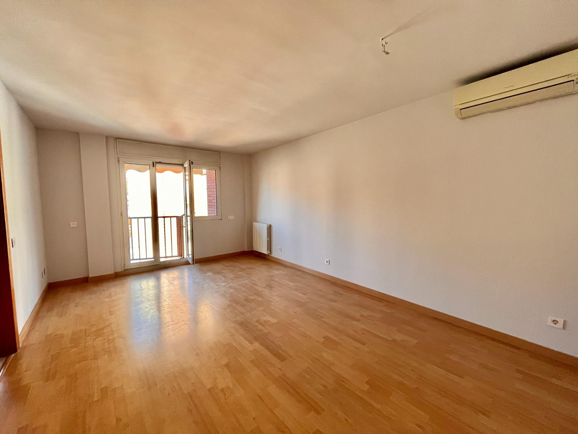 Habitación de Dúplex de alquiler en Manresa con Aire acondicionado, Calefacción y Parquet