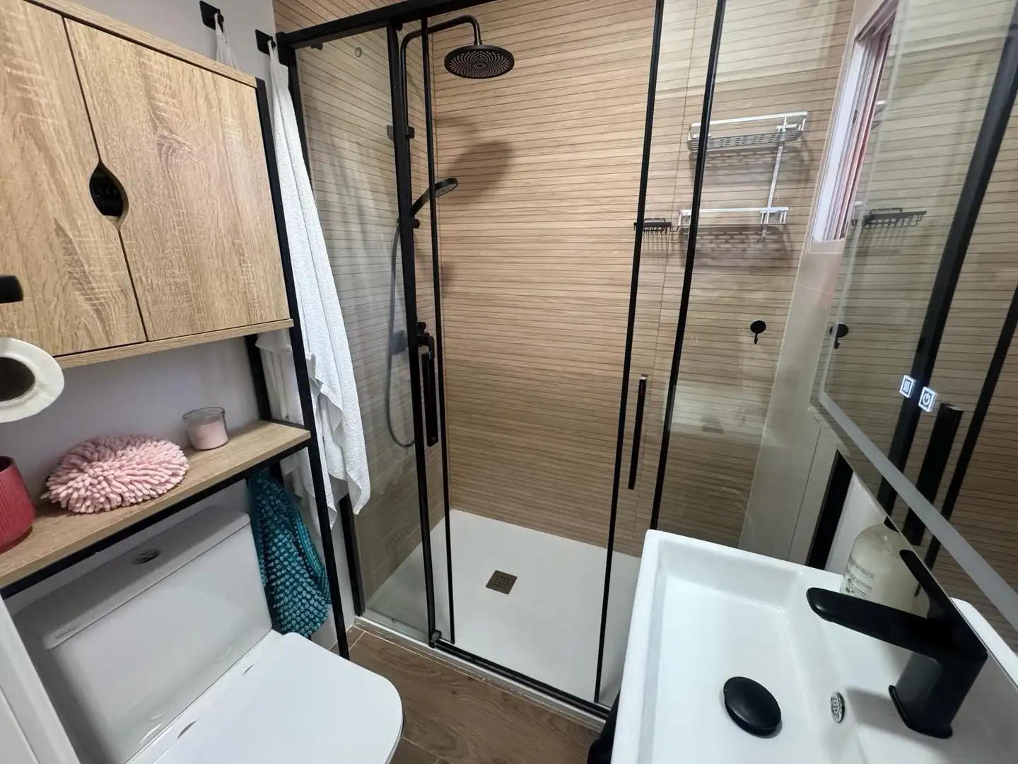Baño de Apartamento en venta en Torrevieja con Aire acondicionado y Amueblado
