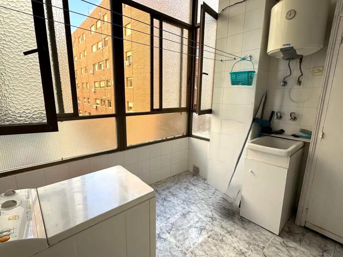 Cocina de Piso en venta en Cádiz con Terraza y Balcón