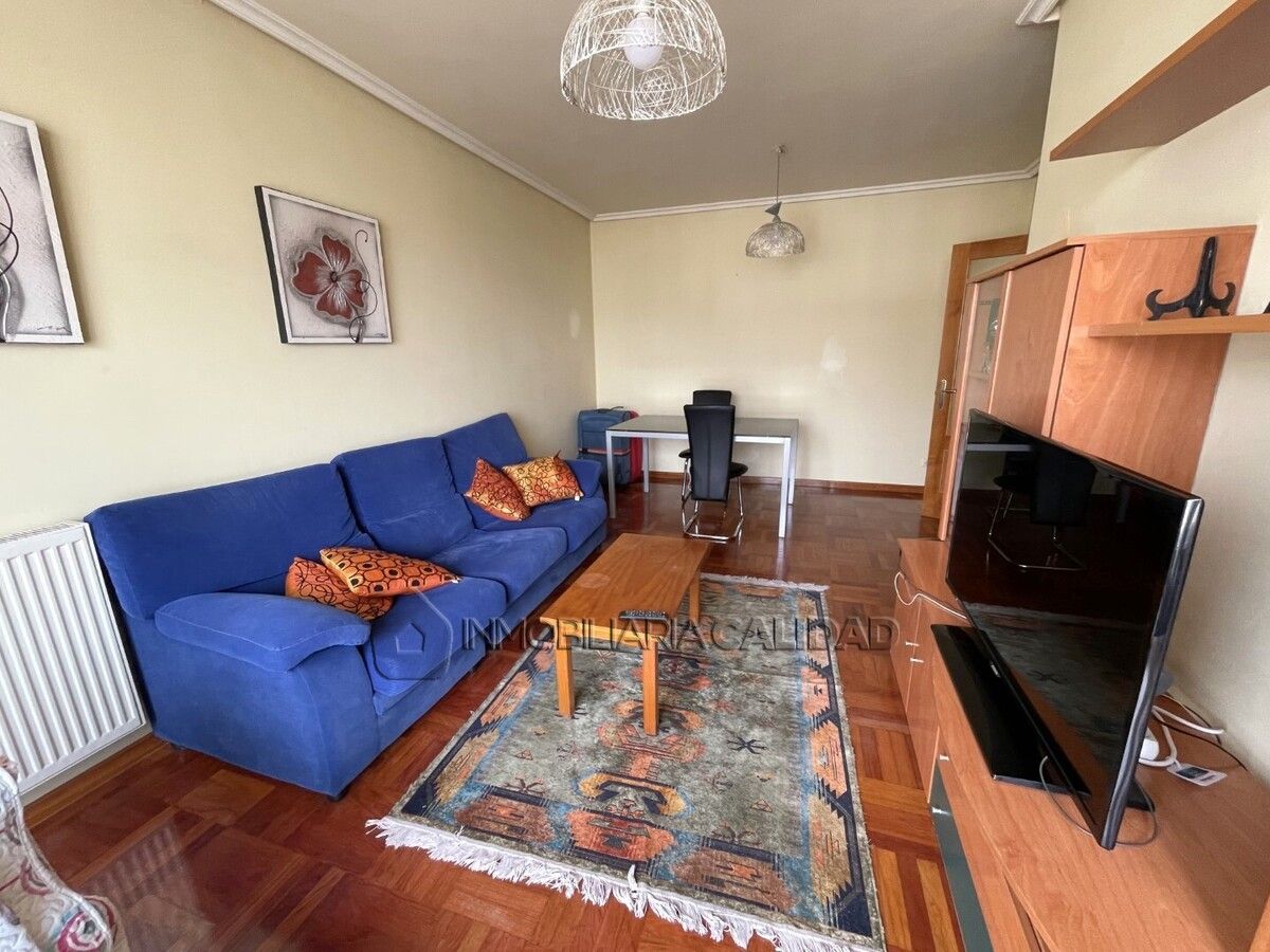 Living room of Flat to rent in Burgos Capital  with Heating and Furnished