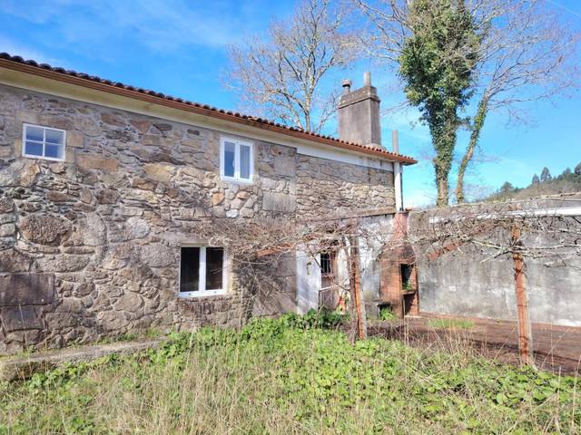 Finca rústica en Venta en Negreira