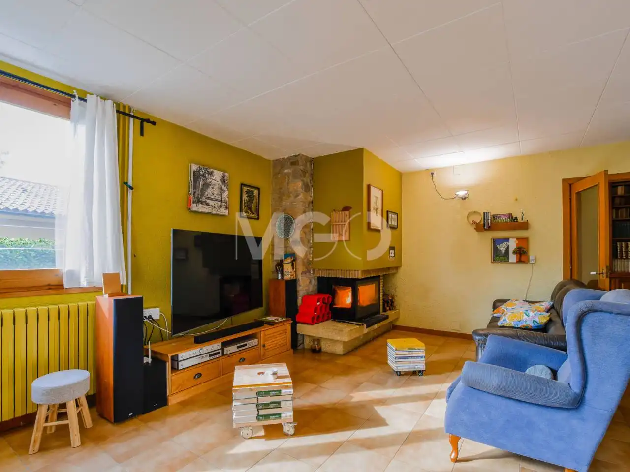 Sala d'estar de Casa o xalet en venda en Tavèrnoles amb Calefacció, Jardí privat i Parquet