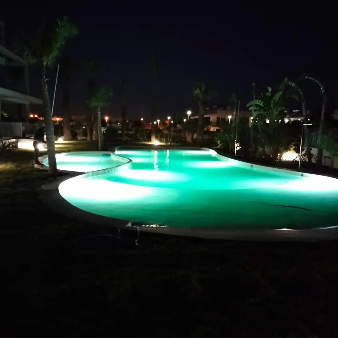 Apartamento con piscina en venta en Centro, imagen 45