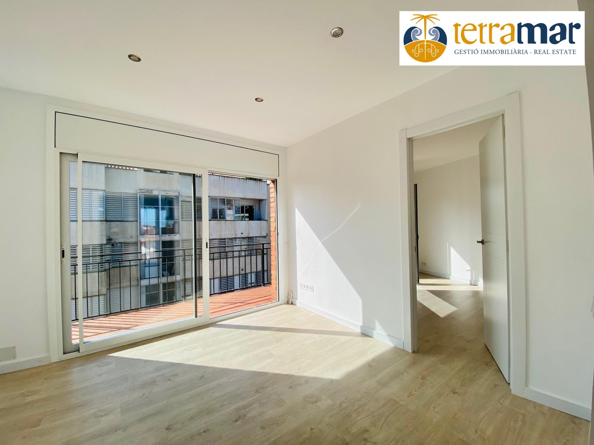 Exterior view of Apartment for sale in Castelldefels  with Terrace and Balcony