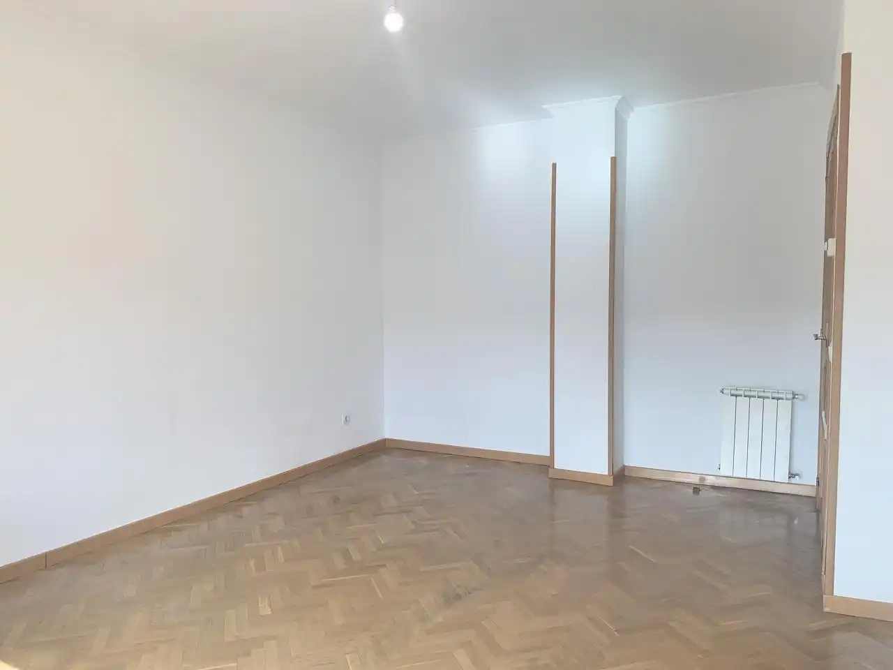 Habitación de Piso de alquiler en Manzanares El Real con Parquet, Terraza y Piscina comunitaria