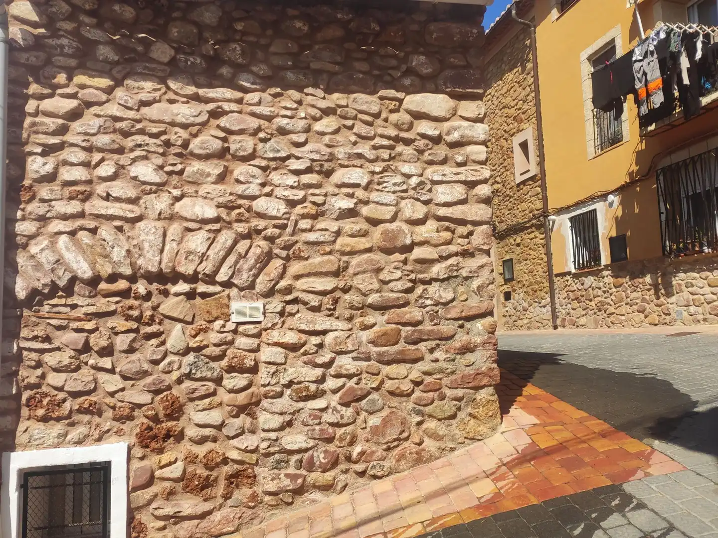 Vista exterior de Residencial en venda en Azuébar