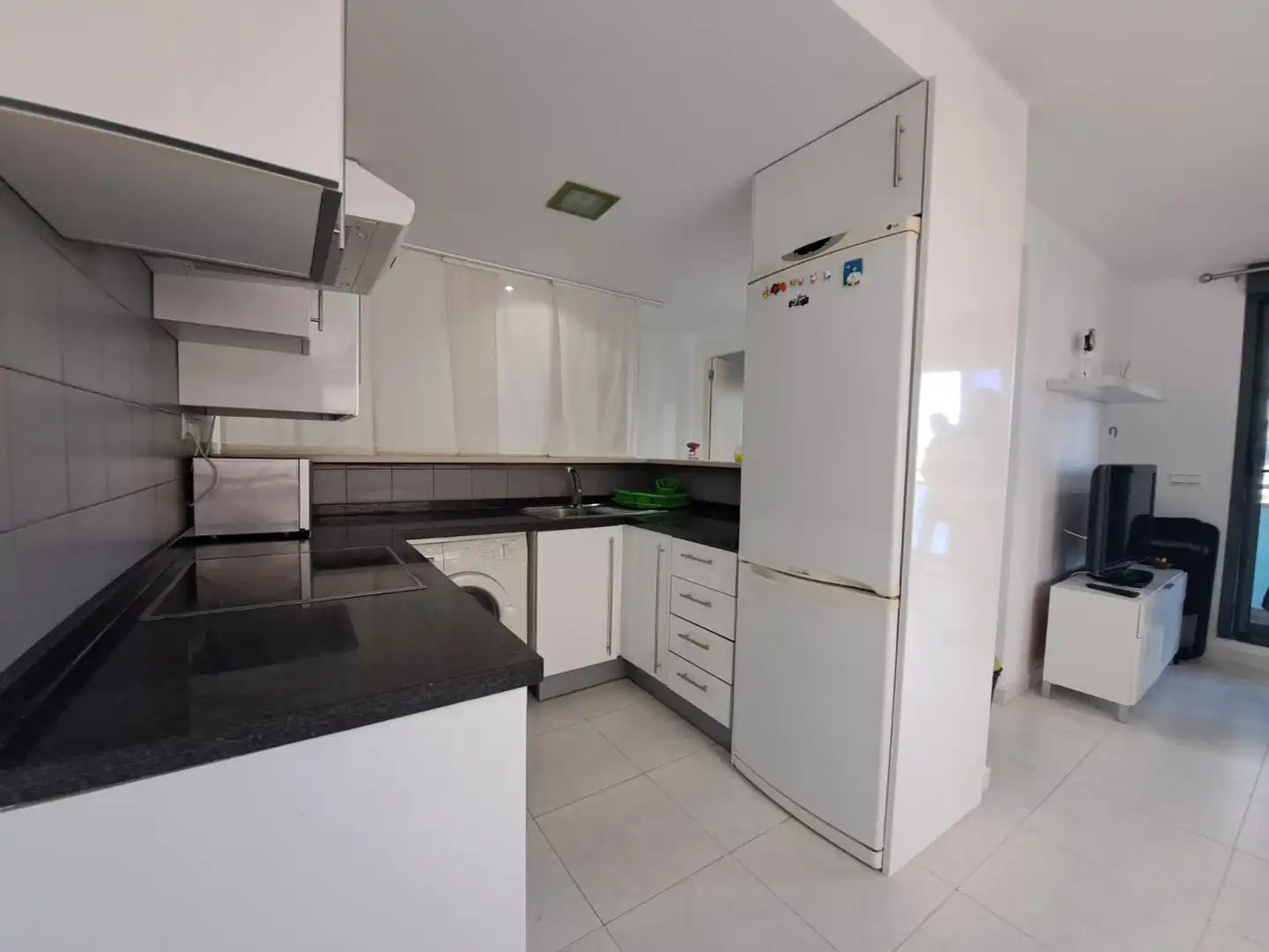 Cuina de Apartament en venda en Moncofa amb Aire condicionat, Terrassa i Moblat