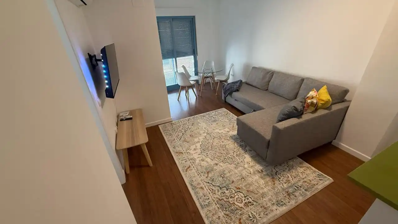 Sala d'estar de Pis de lloguer en Benidorm amb Aire condicionat, Calefacció i Moblat