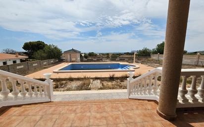 Piscina de Casa o xalet en venda en Alicante / Alacant amb Calefacció, Jardí privat i Terrassa