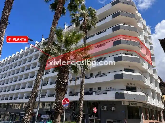 Vista exterior de Apartamento en venta en Puerto de la Cruz con Terraza, Amueblado y Horno