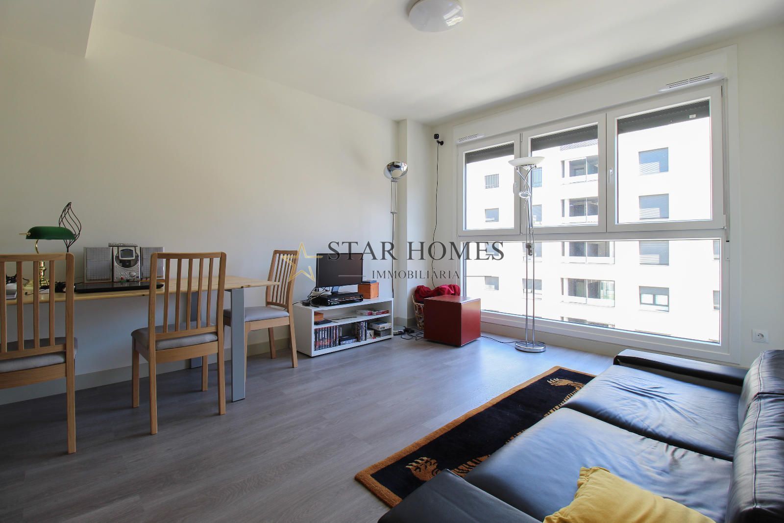 Vista exterior de Piso en venta en  Madrid Capital con Aire acondicionado, Calefacción y Parquet