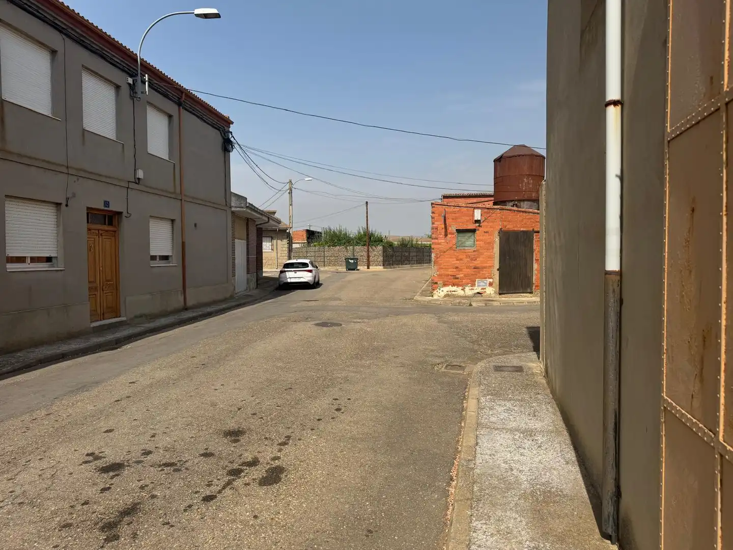 Vista exterior de Casa o xalet en venda en Urdiales del Páramo amb Calefacció, Traster i Internet