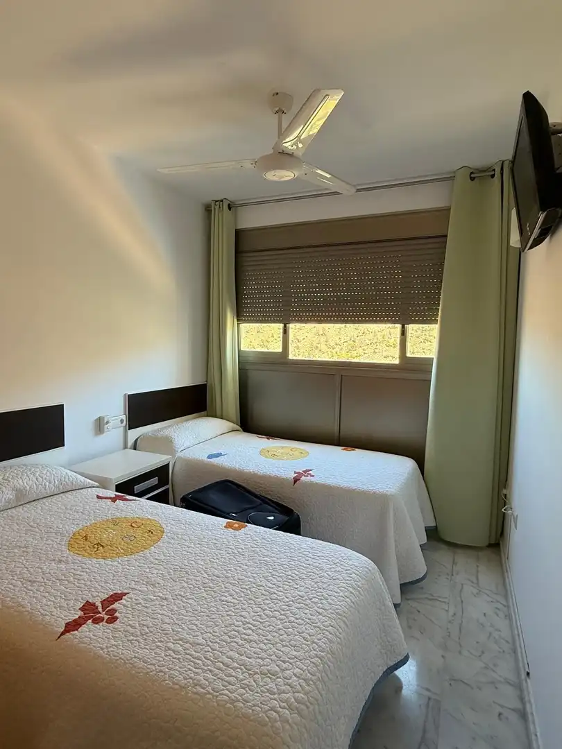 Apartment mit Pool zum Verkauf in Calle Viena, imagen 17