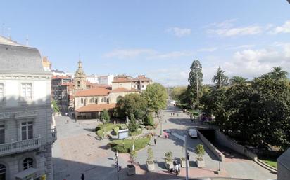 Vista exterior de Pis en venda en Santurtzi  amb Terrassa