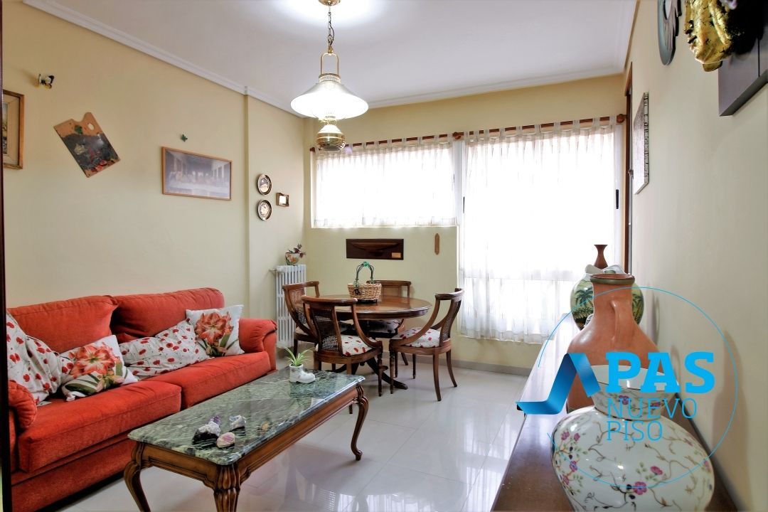 Living room of Flat for sale in Santander  with Heating