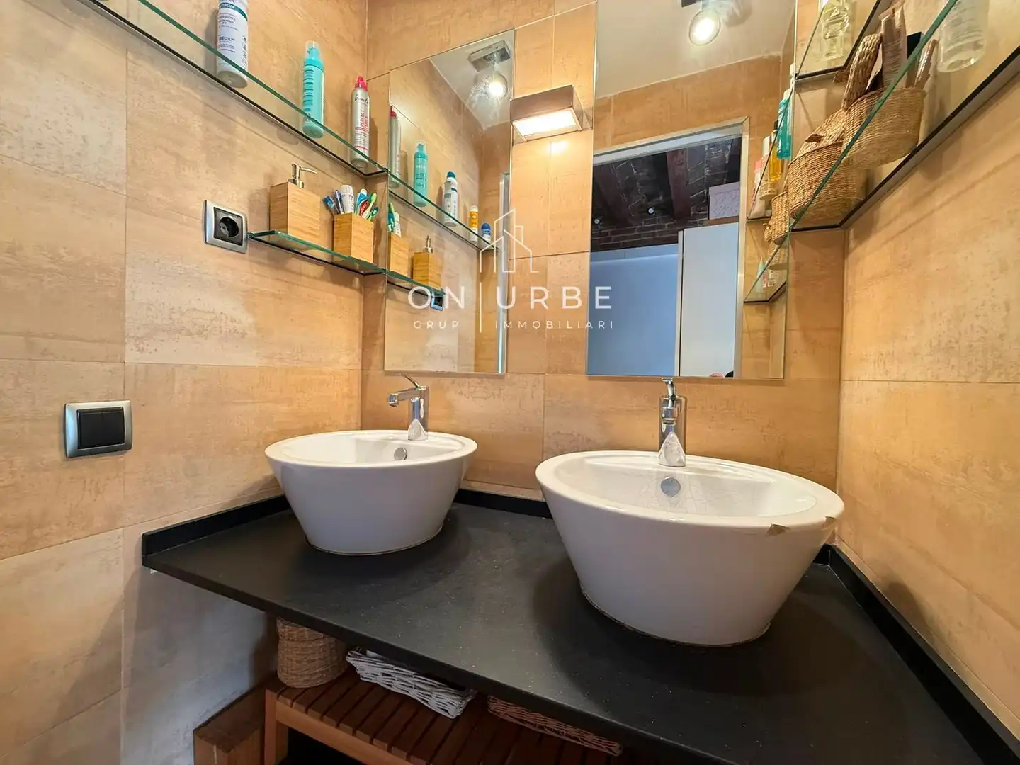 Baño de Piso en venta en Barcelona con Aire acondicionado, Calefacción y Parquet