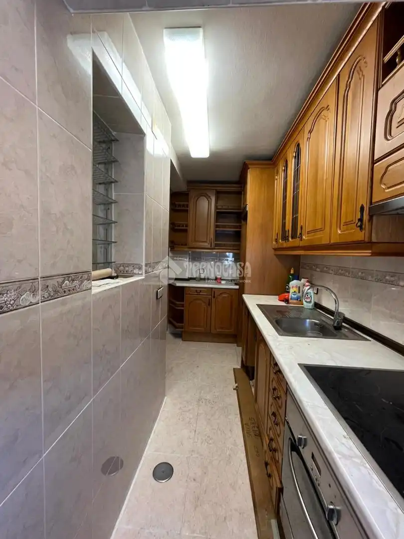 Cocina de Piso en venta en Madrid con Calefacción y Terraza