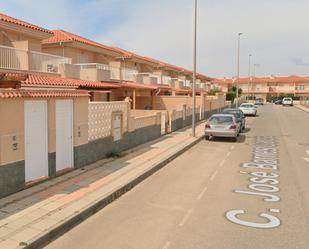 Vista exterior de Dúplex en venda en Águilas amb Jardí privat i Balcó