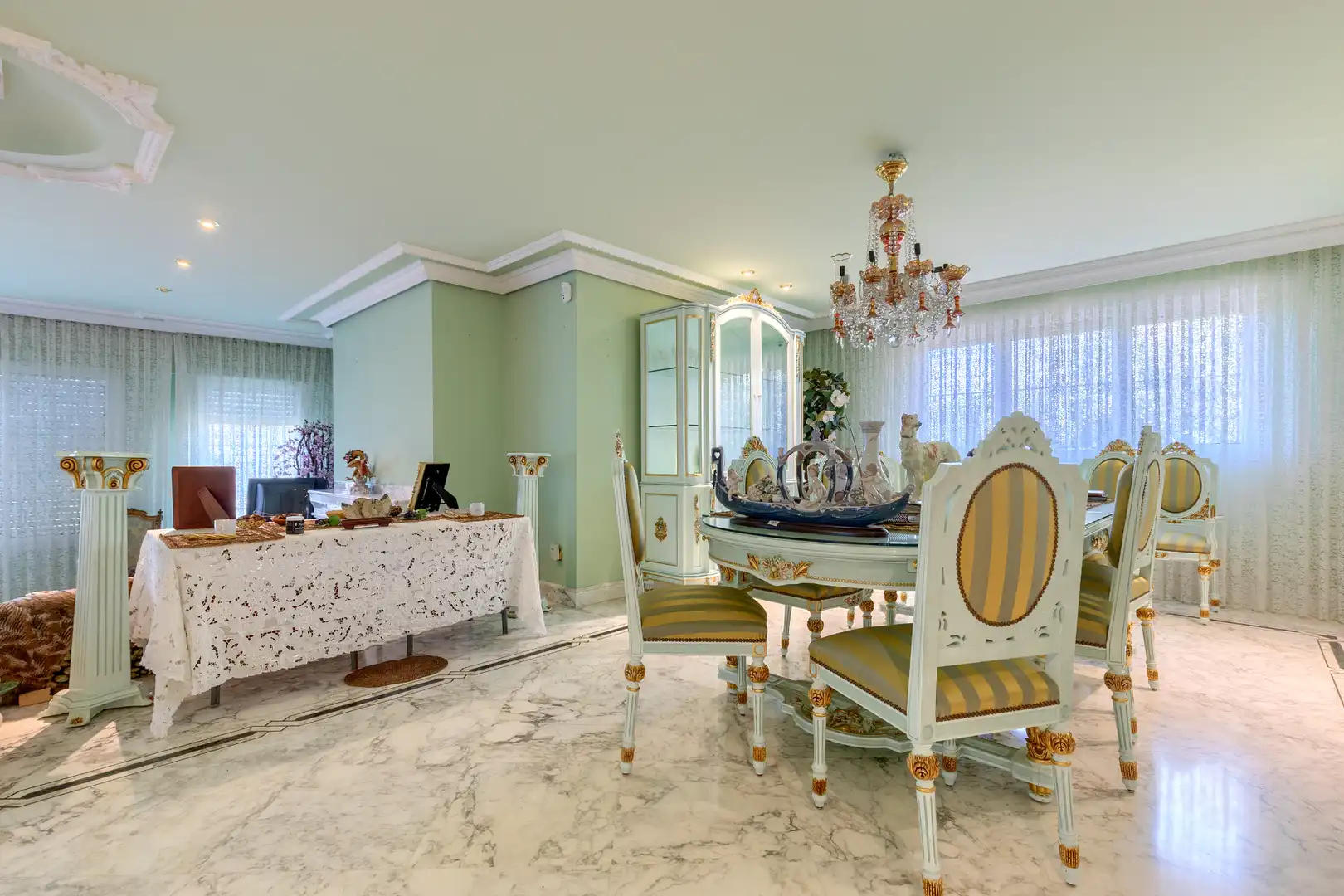 Comedor de Casa o chalet en venta en Villalbilla con Aire acondicionado, Calefacción y Jardín privado