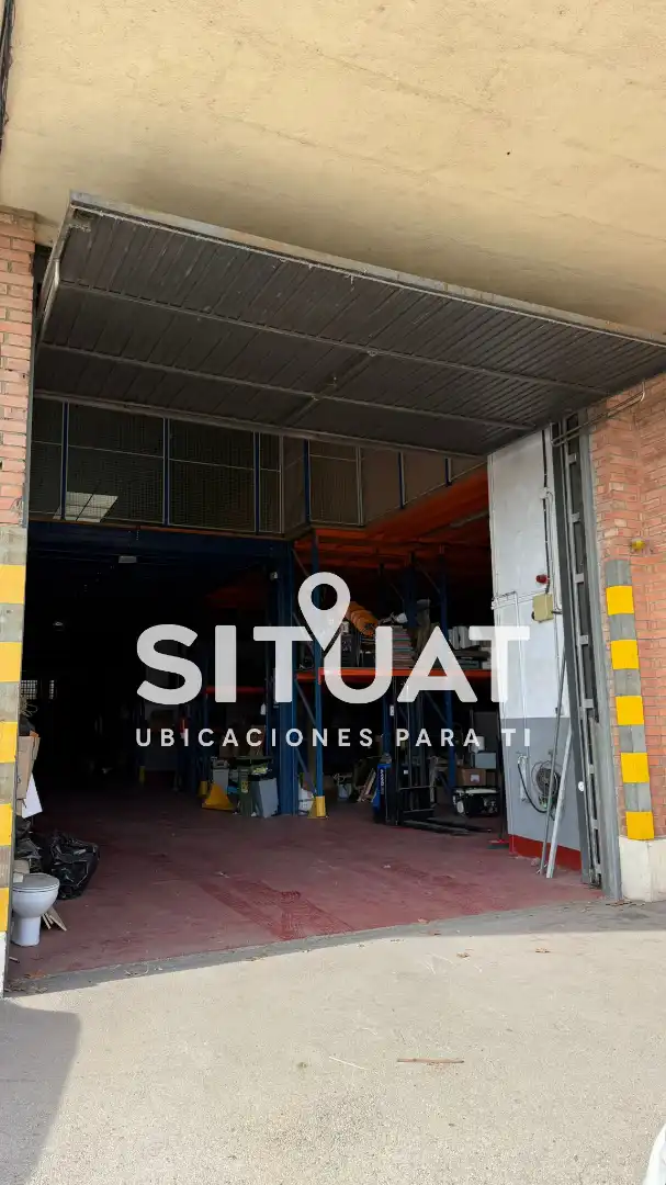 Nau industrial en venda en Santa Coloma de Cervelló amb Calefacció i Alarma