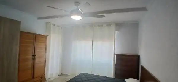 Schlafzimmer von Wohnung zur untervermieten in Almería mit Klimaanlage, Terrasse und Möbliert