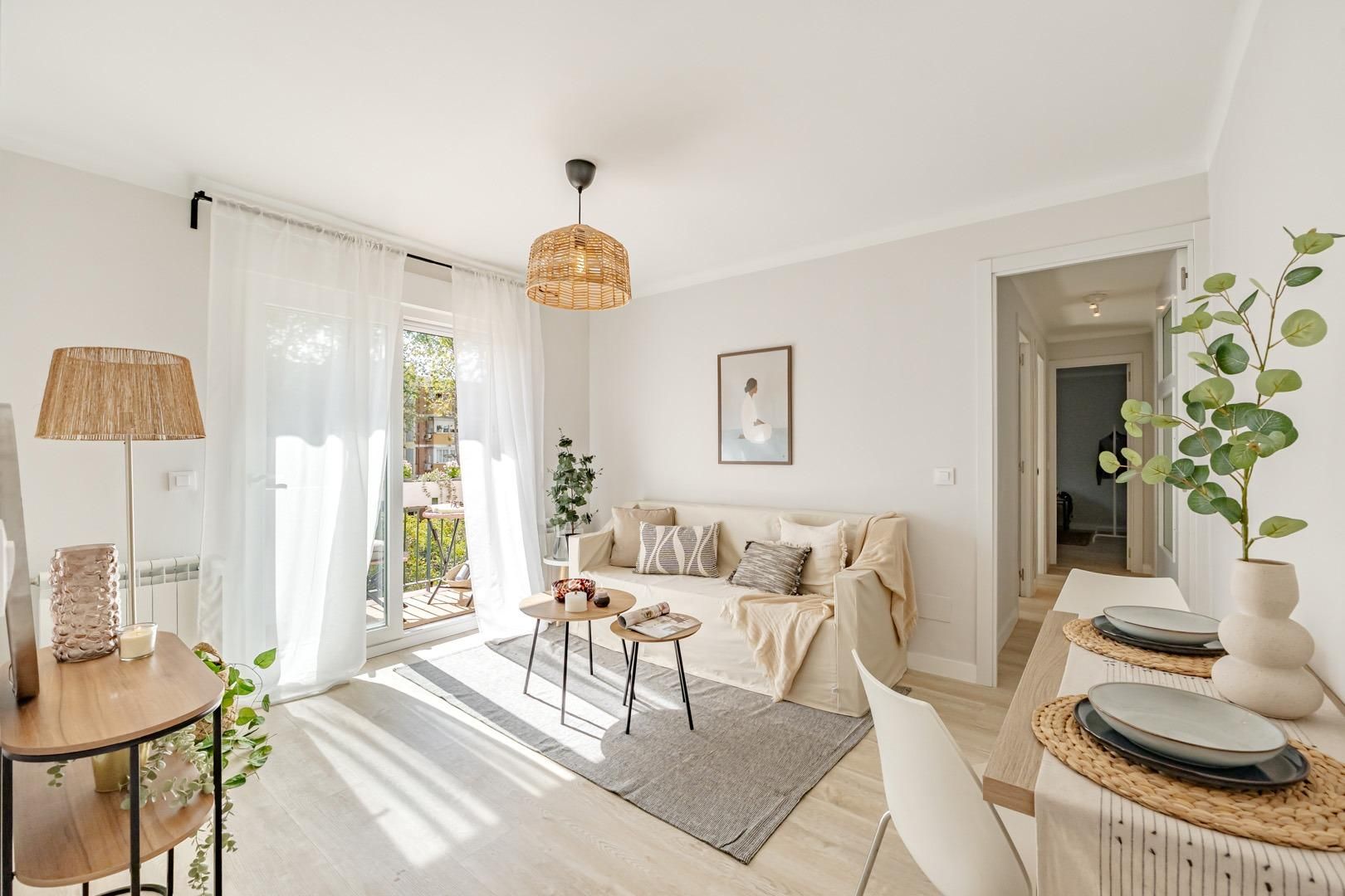 Living room of Flat for sale in  Madrid Capital  with Heating and Terrace