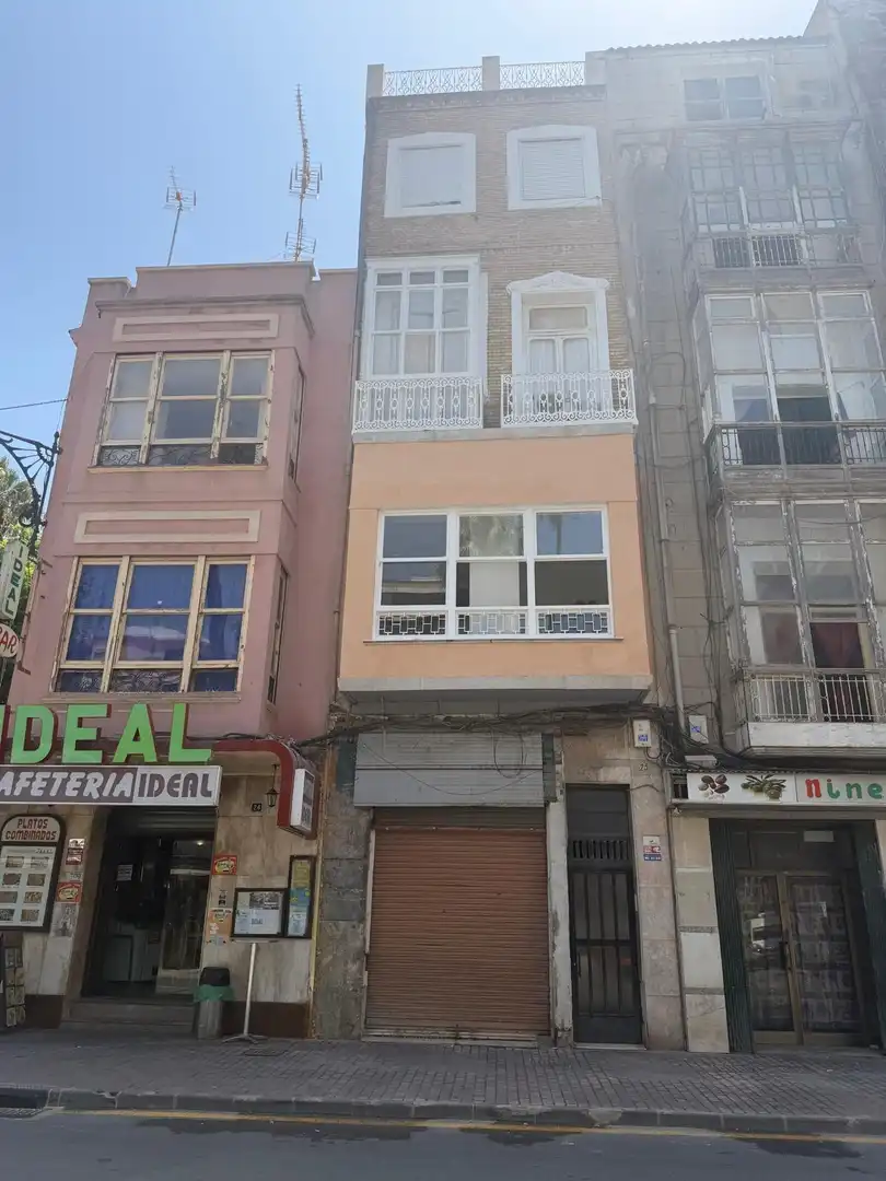 Vista exterior de Edifici en venda en Cartagena ciudad