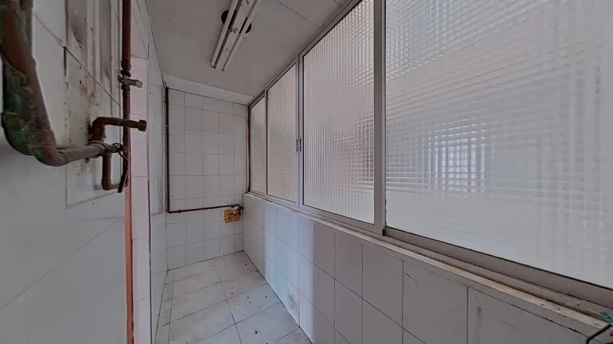 Piso en venta en Cerdanyola del Vallès con Balcón