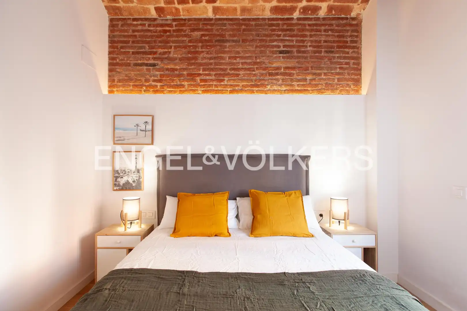 Schlafzimmer von Wohnung zum Verkauf in Barcelona mit Klimaanlage, Heizung und Privatgarten