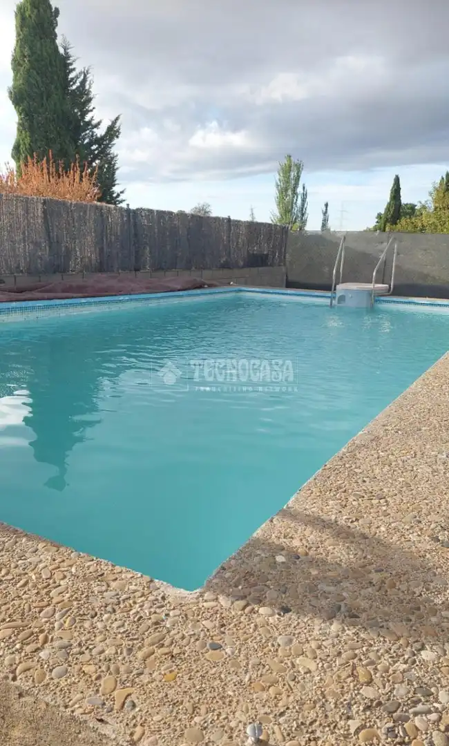 Piscina de Casa o xalet en venda en Zaragoza amb Aire condicionat i Piscina