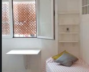 Bedroom of Flat to rent in  Sevilla Capital