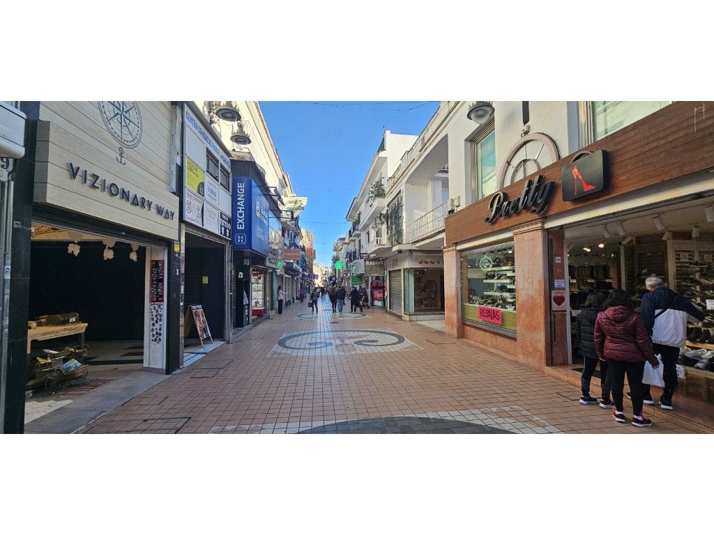 Local de alquiler en C. San Miguel, 11, 11, Manantiales - Estación de Autobuses, Centro