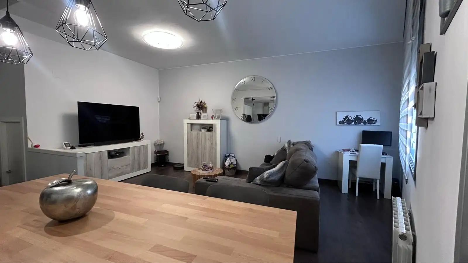Sala de estar de Planta baja en venta en Sant Boi de Llobregat con Trastero y Piscina