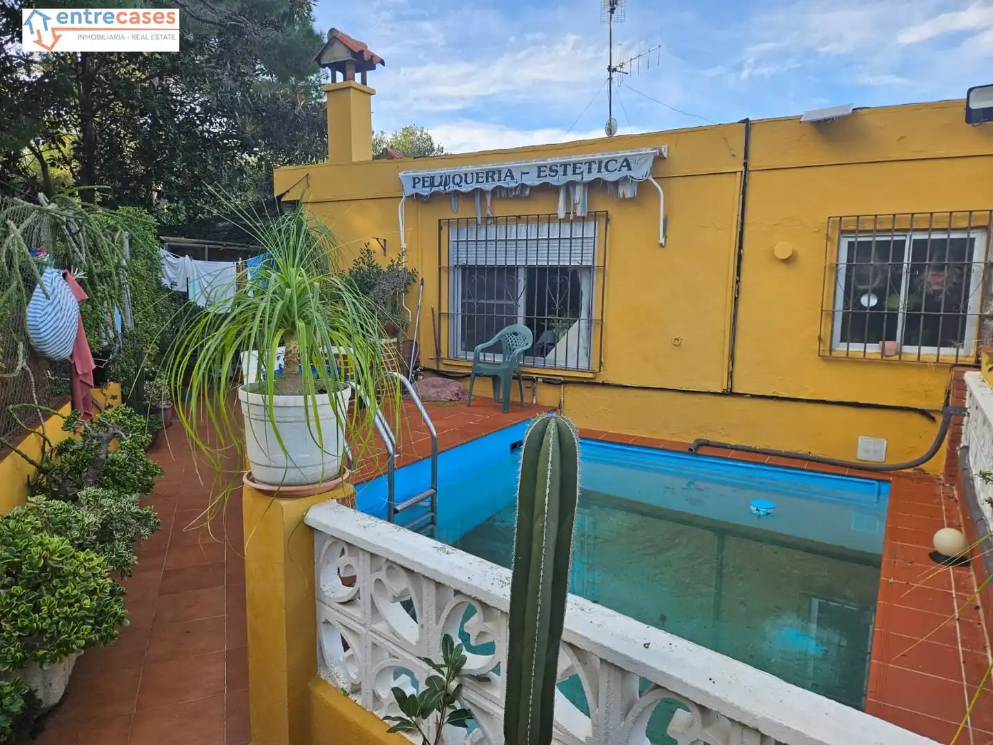 Piscina de Casa o xalet en venda en Sagunto / Sagunt amb Terrassa, Traster i Piscina
