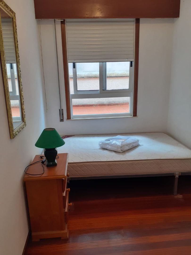 Bedroom of Flat to rent in Santiago de Compostela   with Furnished