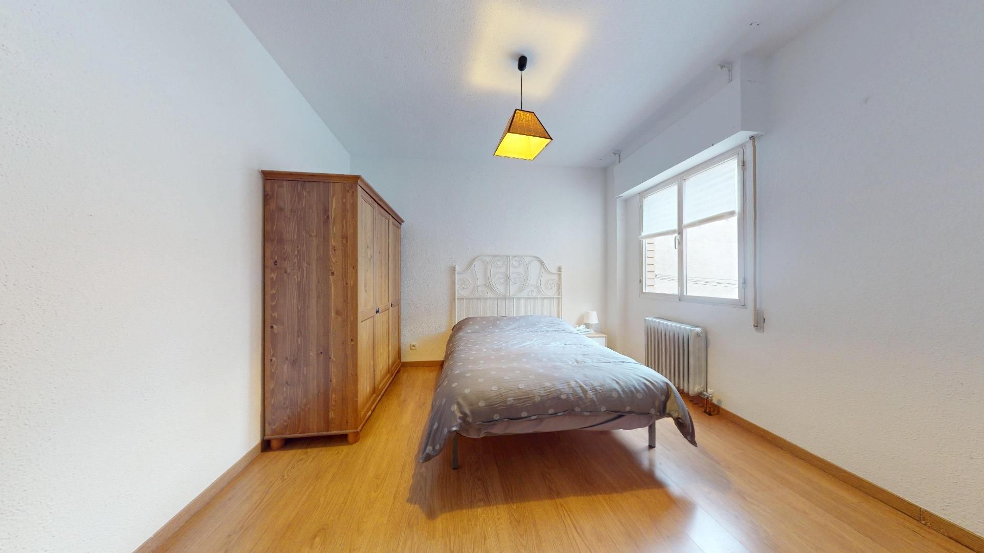 Bedroom of Flat for sale in  Madrid Capital  with Air Conditioner and Heating