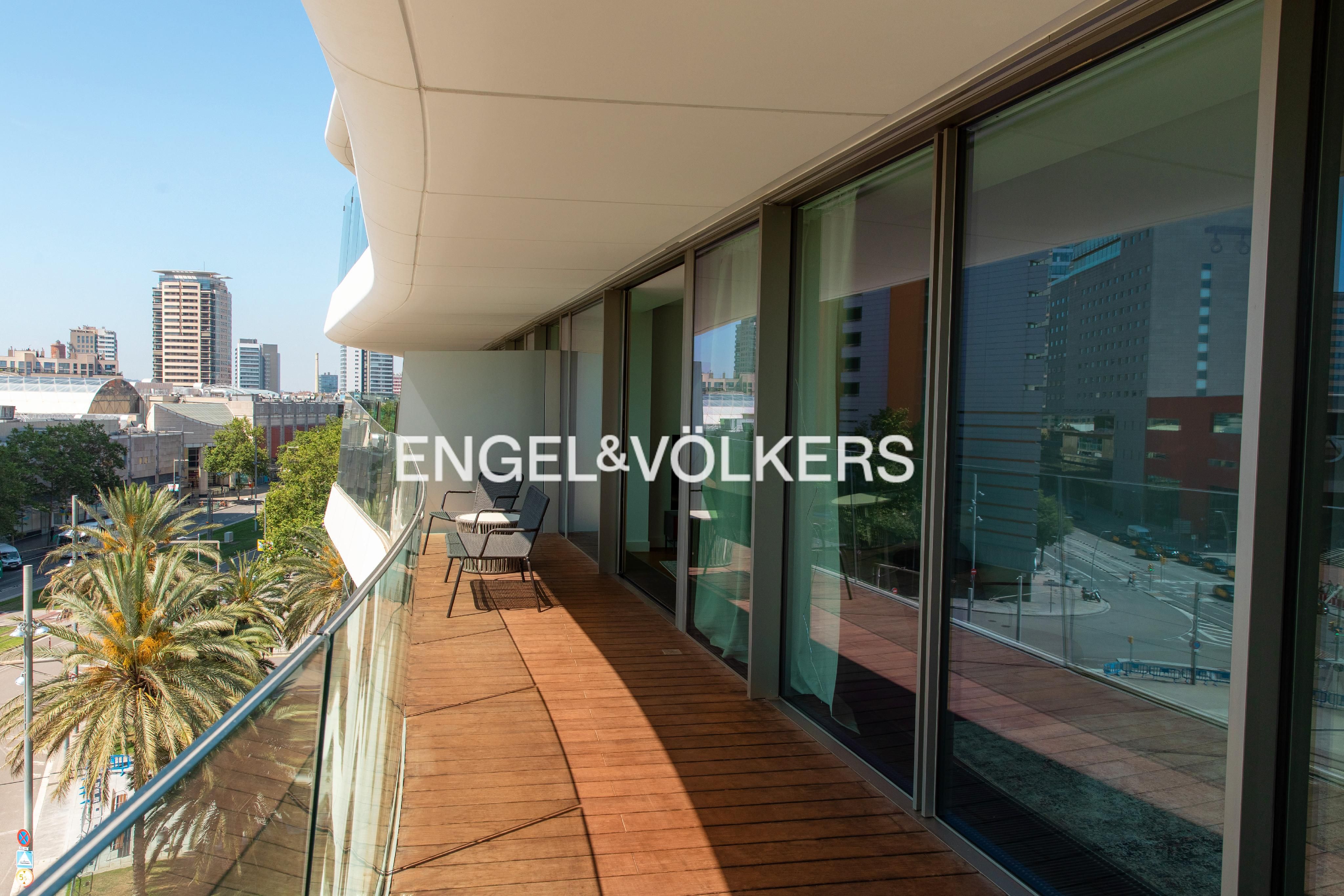 Terrassa de Apartament de lloguer en  Barcelona Capital amb Aire condicionat, Calefacció i Jardí privat