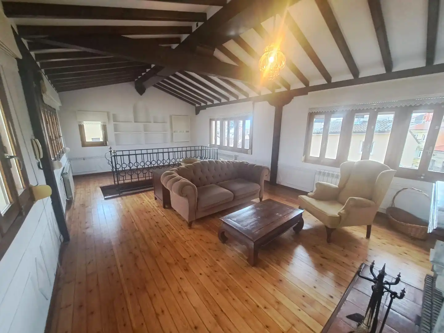 Sala de estar de Dúplex en venta en Haro con Aire acondicionado, Calefacción y Trastero